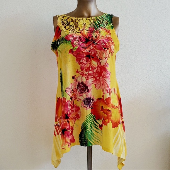 Yellow embroidered blouse - Picture 1 of 6